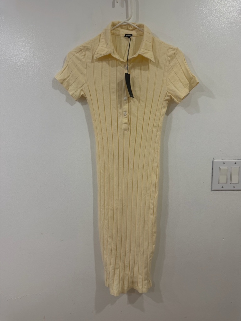 Monrow Pale Yellow Ribbed Polo-Collar Midi Dress
